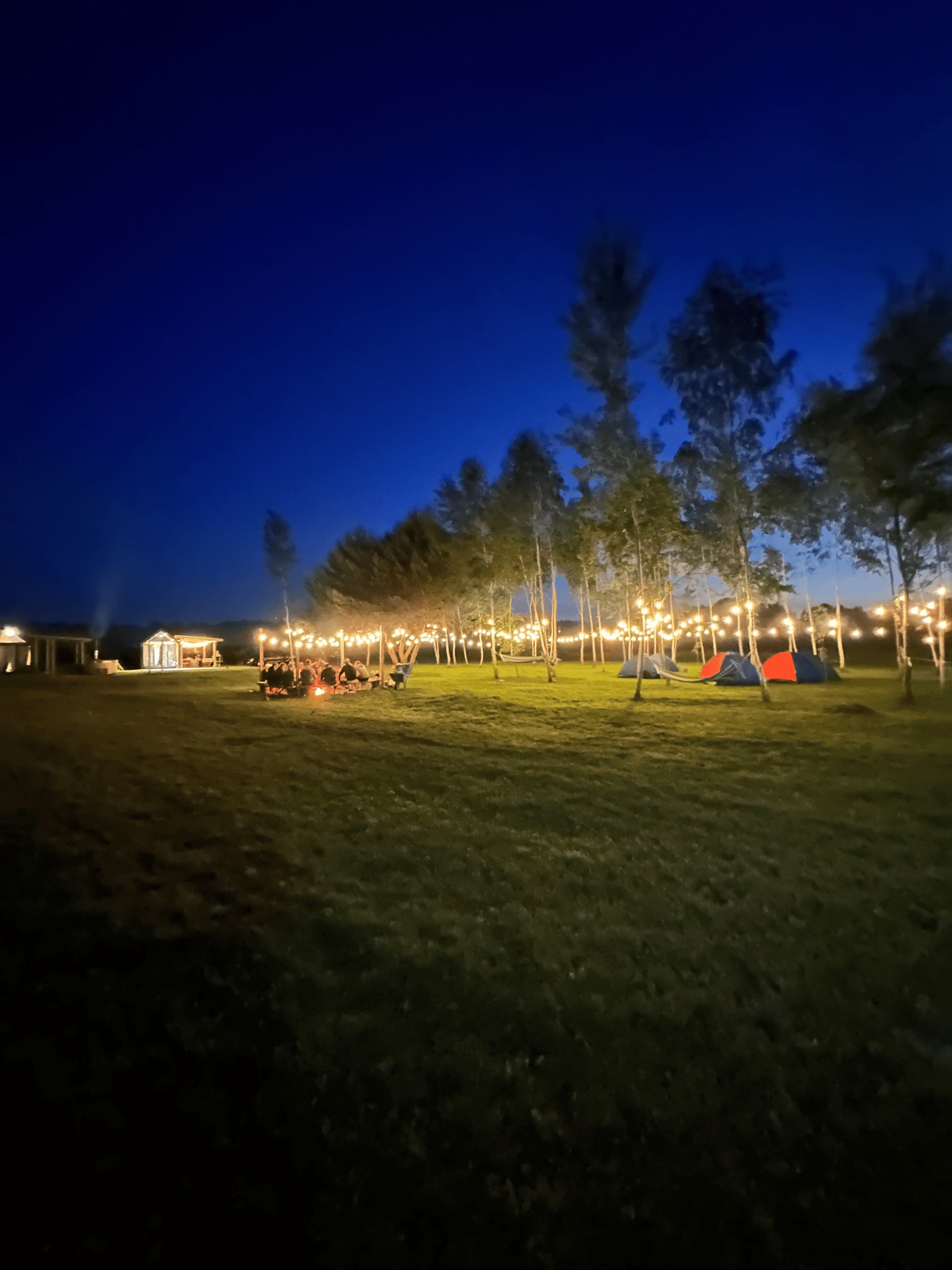 Panorama pola namiotowego nocą, Siedlisko Rawka Nowy Kawęczyn